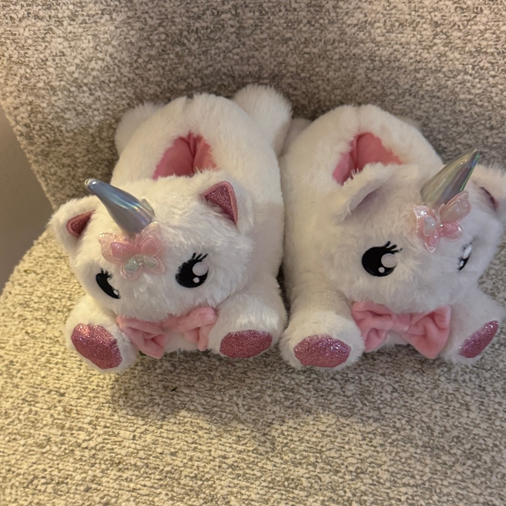 Magical Unicorn Plush Slippers for Kids - White and Pink